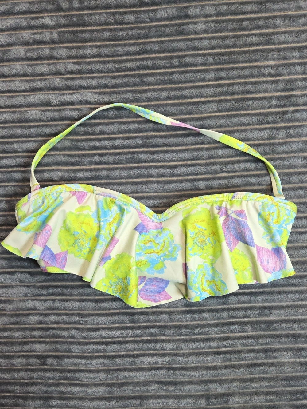 Gianni Bini Lime & Cream Floral Bandeau Swim Top